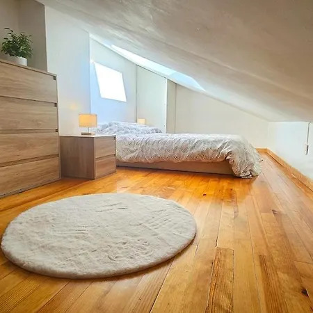 F2 Vue Incroyable Sur Avec Jardin Avec Balneo Et 400m Centre