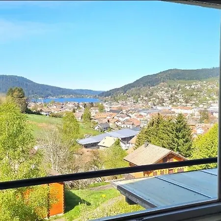 Apartment F2 Vue Incroyable Sur Avec Jardin Avec Balneo Et 400m Centre *